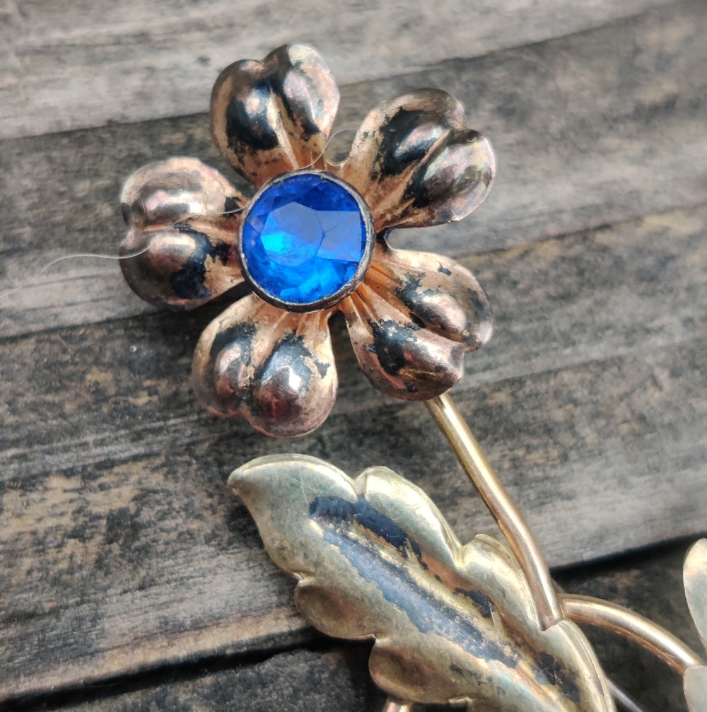 Vintage Van Dell 12k GF Over Sterling Flower Pin - Picture 2 of 7